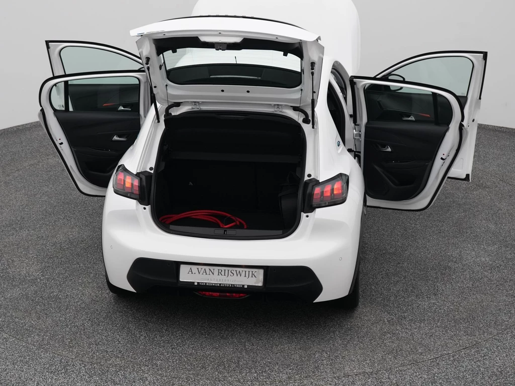 Peugeot e-208 – foto 33