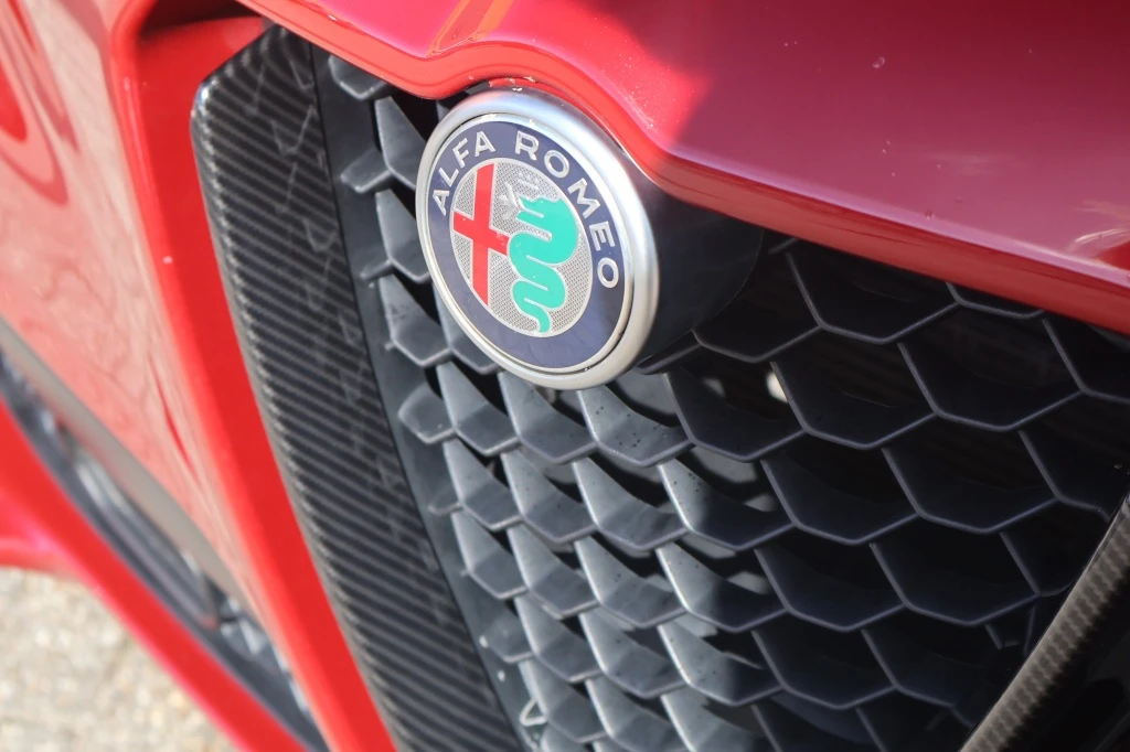 Alfa Romeo Stelvio – foto 15