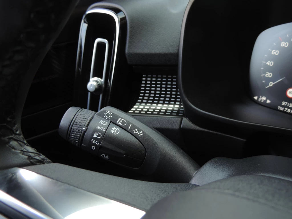 Volvo XC40 – foto 32