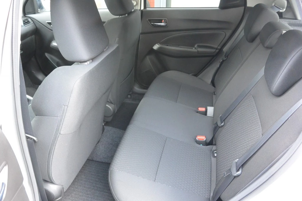 Suzuki Swift – foto 30