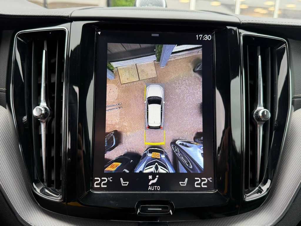 Volvo XC60 – foto 15