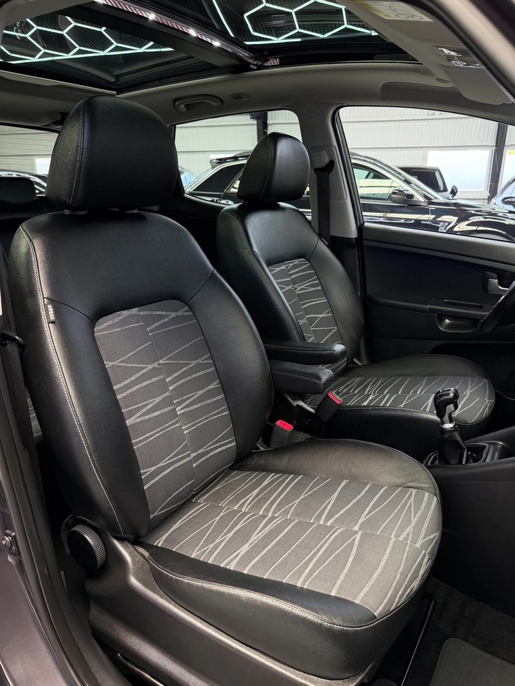 Kia Venga – foto 25