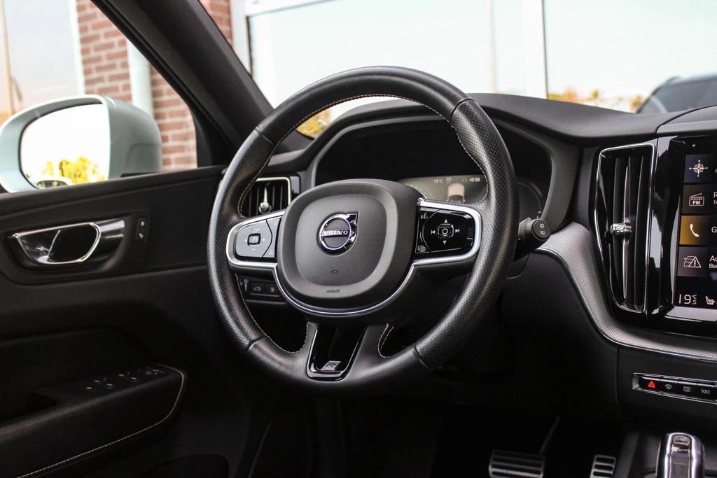 Volvo XC60 – foto 24
