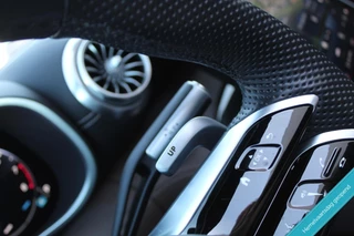 Mercedes-Benz SL – thumbnail 33