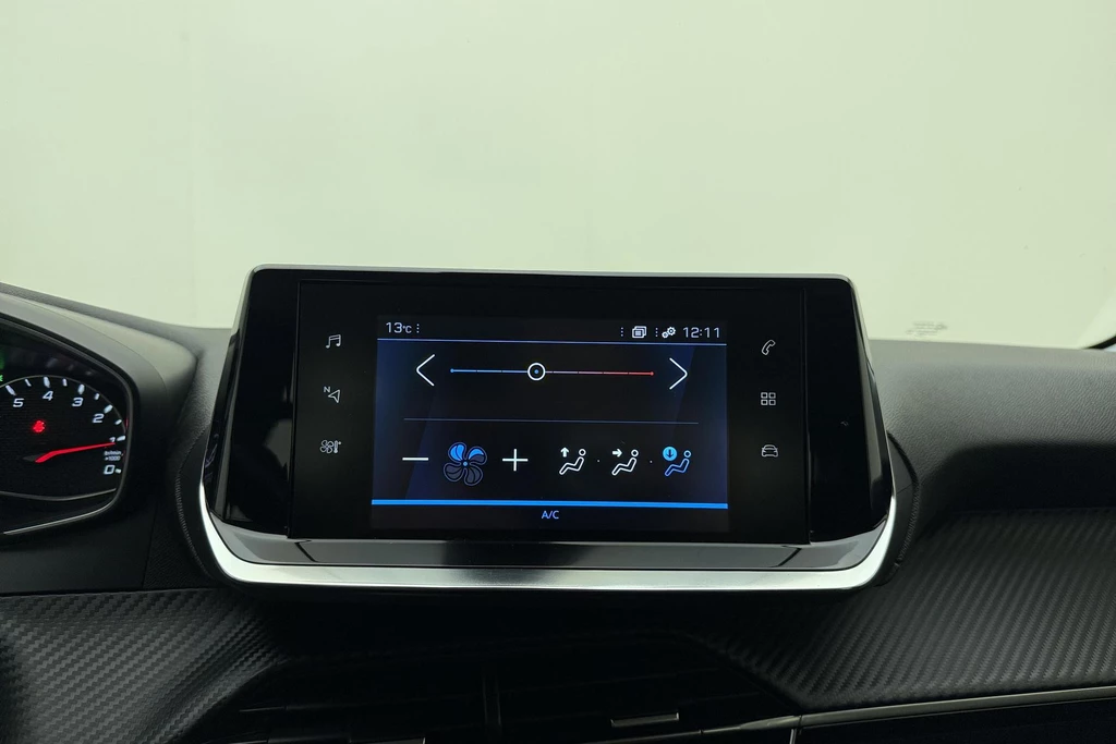 Peugeot 208 – foto 23