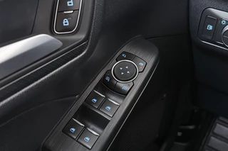 Ford Kuga – thumbnail 18
