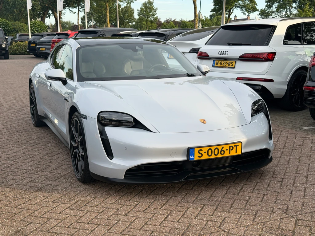 Porsche Taycan – foto 4
