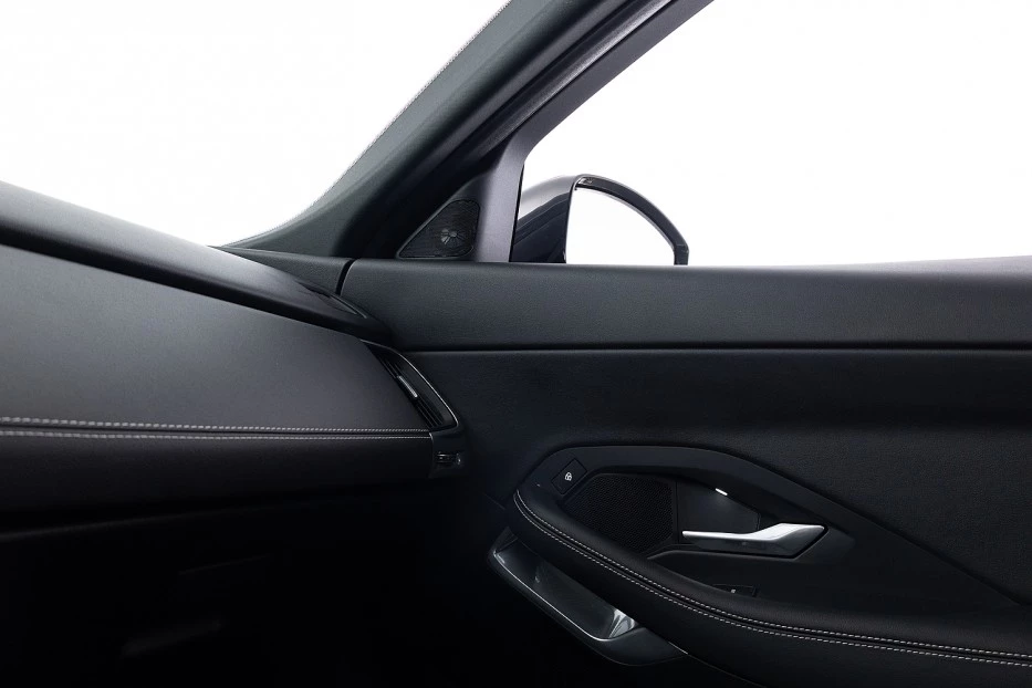 Jaguar E-PACE – foto 38