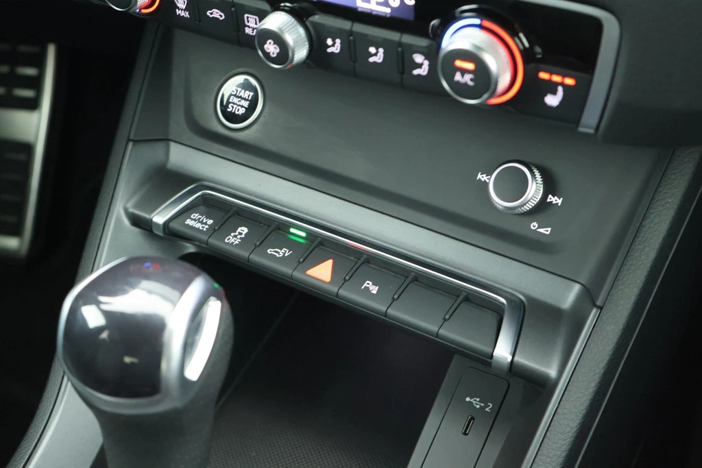 Audi Q3 – foto 38