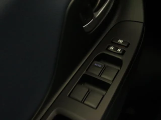 Toyota Yaris – thumbnail 17
