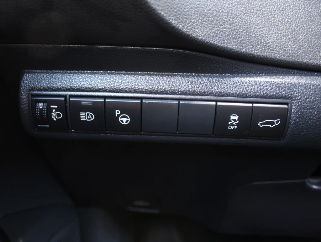 Toyota Corolla Touring Sports – foto 29