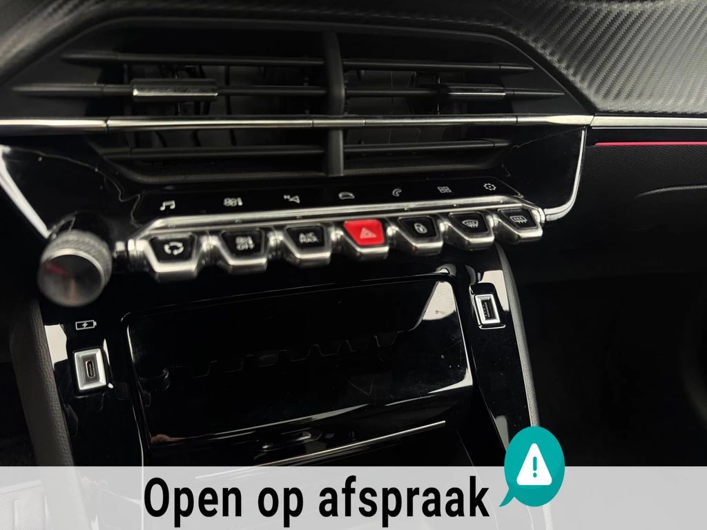 Peugeot 208 – foto 12