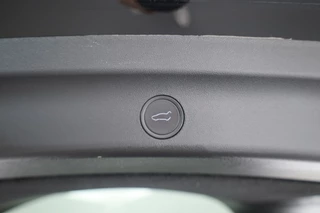 Tesla Model Y – thumbnail 35
