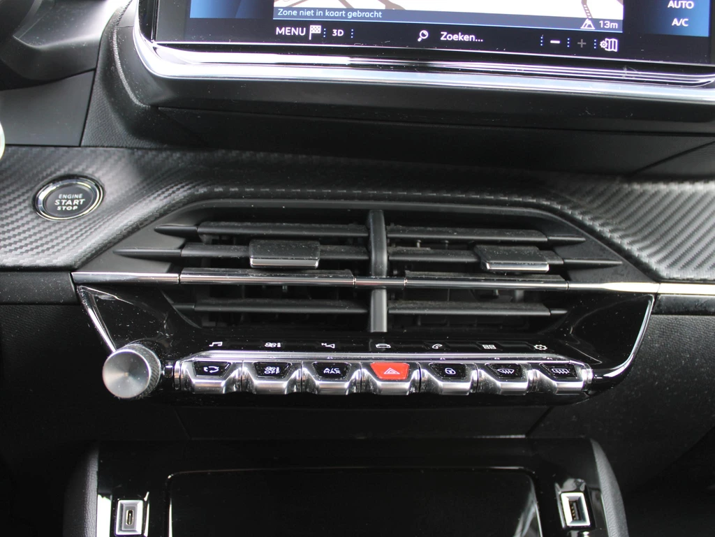Peugeot 208 – foto 17