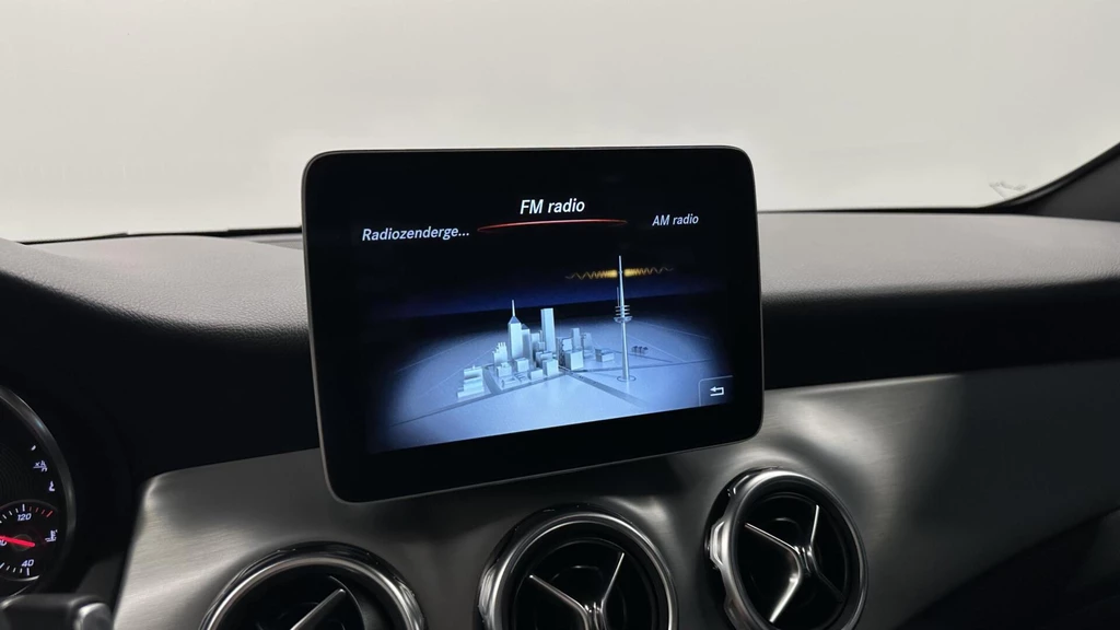 Mercedes-Benz GLA – foto 41