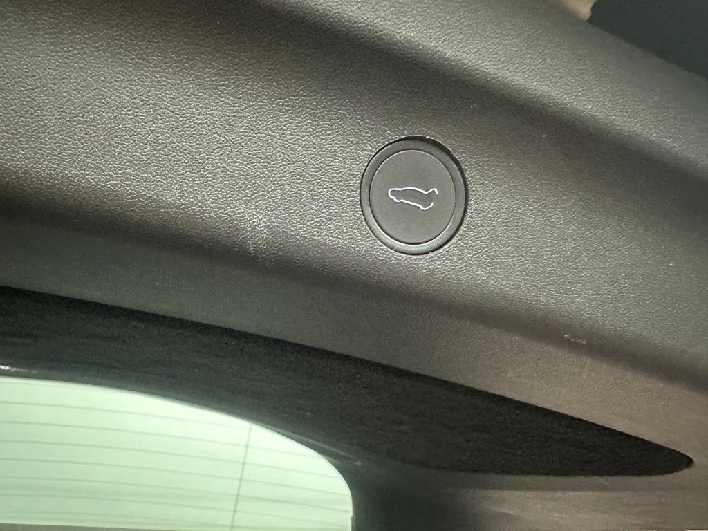 Tesla Model Y – foto 29