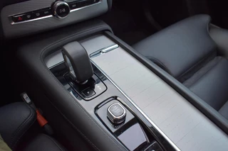 Volvo XC90 – thumbnail 22