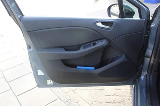 Renault Clio – thumbnail 21