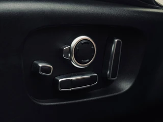 Land Rover Range Rover Velar – thumbnail 10