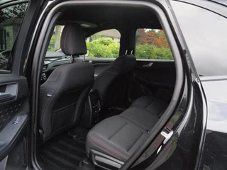 Ford Kuga – thumbnail 32