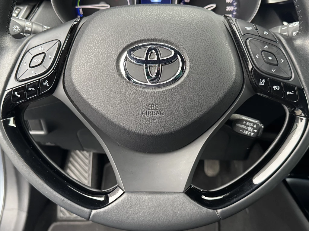 Toyota C-HR – foto 19
