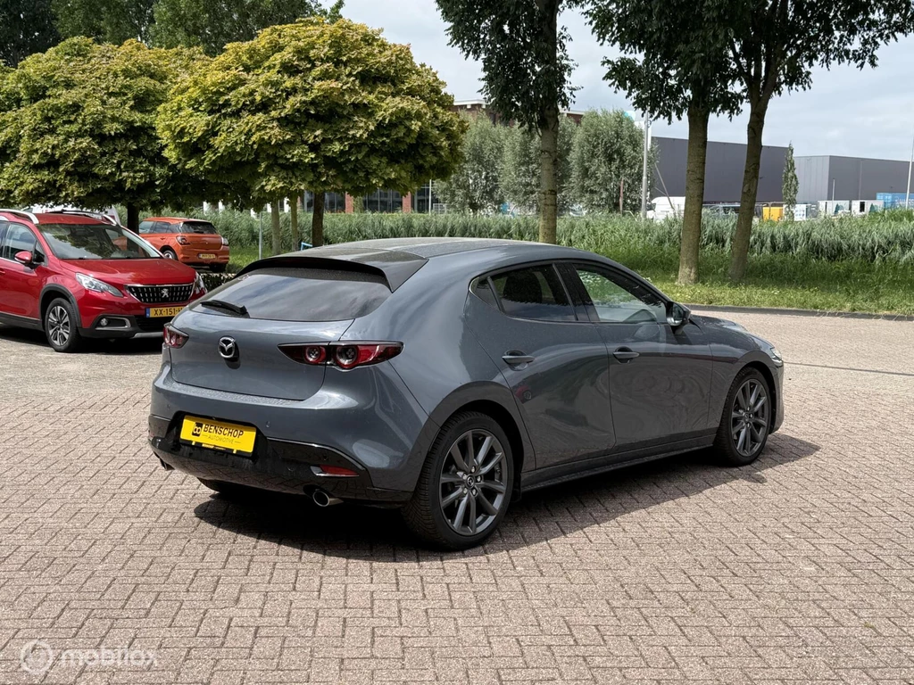 Mazda 3 – foto 4