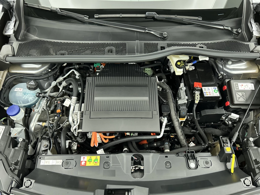 Peugeot e-2008 – foto 26