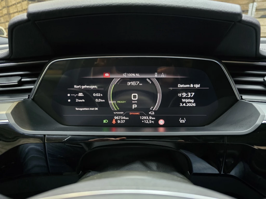 Audi e-tron – foto 17
