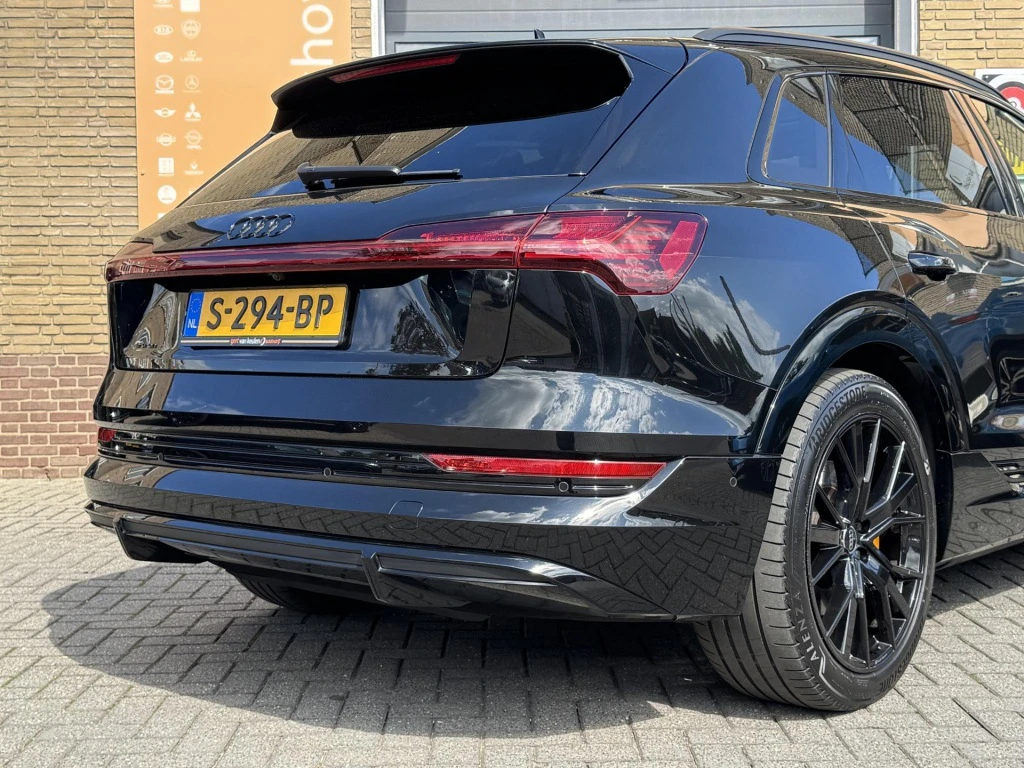 Audi e-tron – foto 9