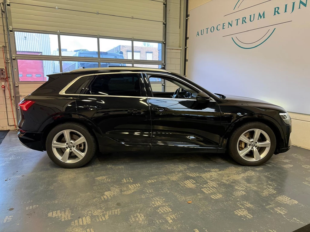 Audi e-tron – foto 9