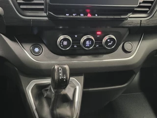 Renault Trafic – thumbnail 17