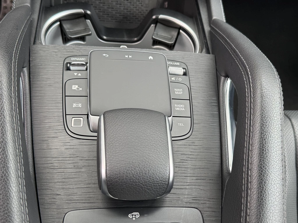 Mercedes-Benz GLE – foto 32