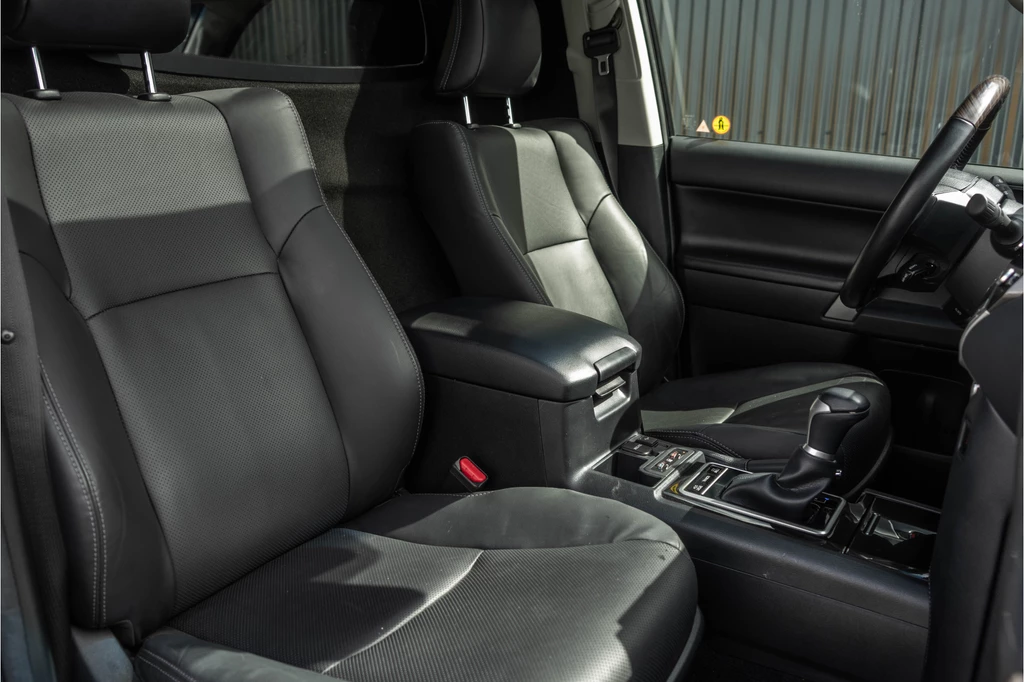 Toyota Land Cruiser – foto 15