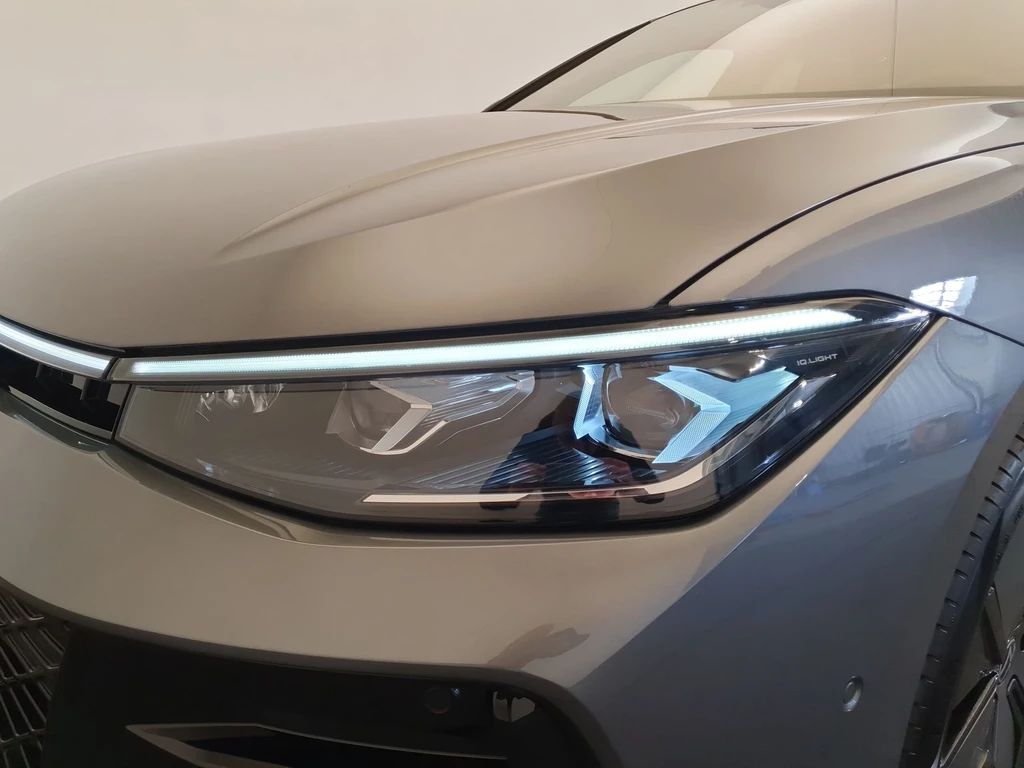 Volkswagen Passat – foto 15