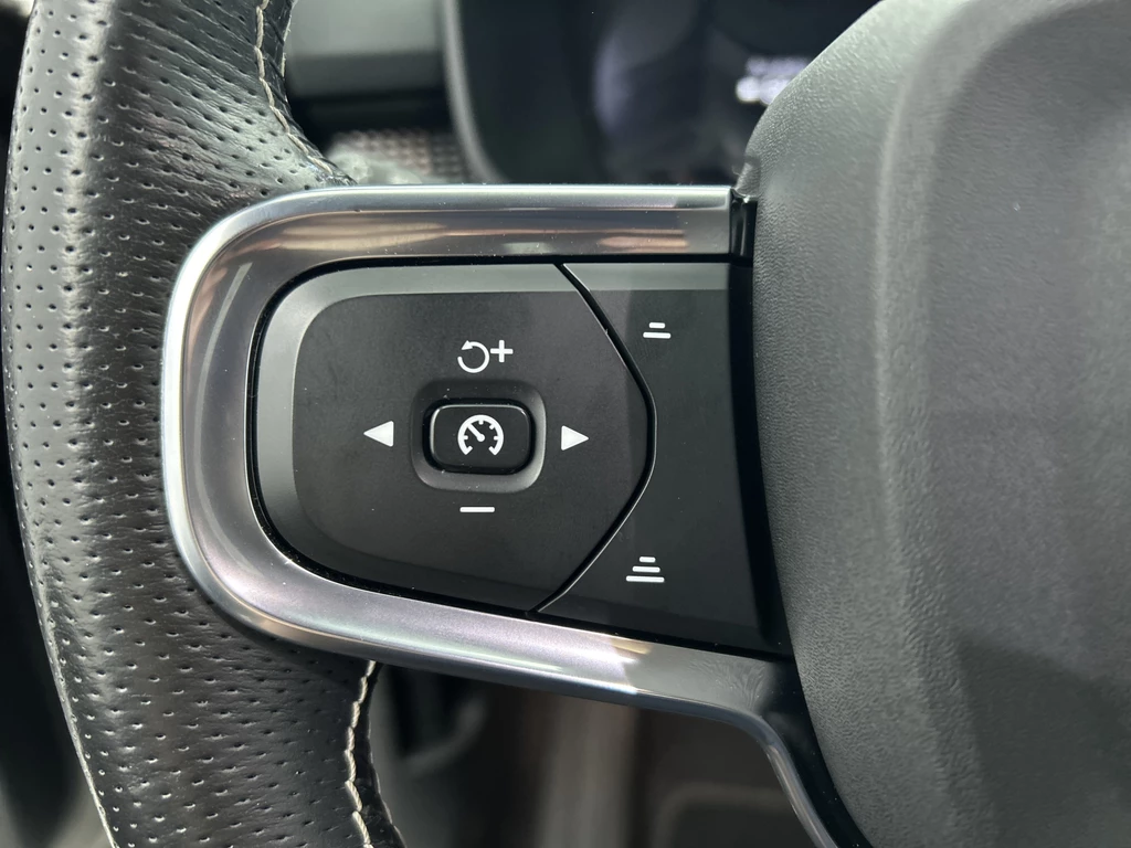 Volvo XC40 – foto 17