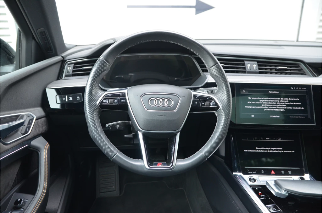 Audi e-tron – foto 15