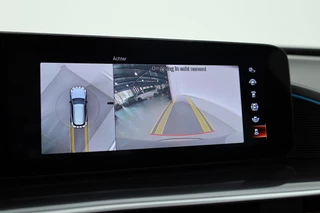 Mercedes-Benz EQC – thumbnail 27