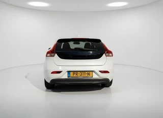 Volvo V40 – thumbnail 4