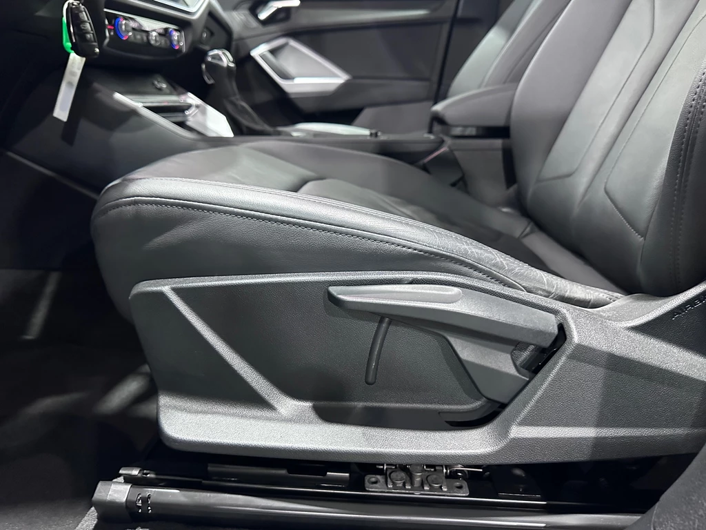 Audi Q3 – foto 21