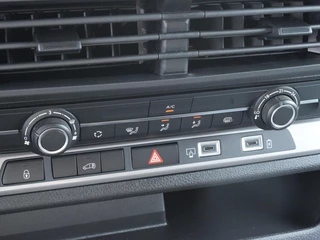 Opel Vivaro-e – thumbnail 18