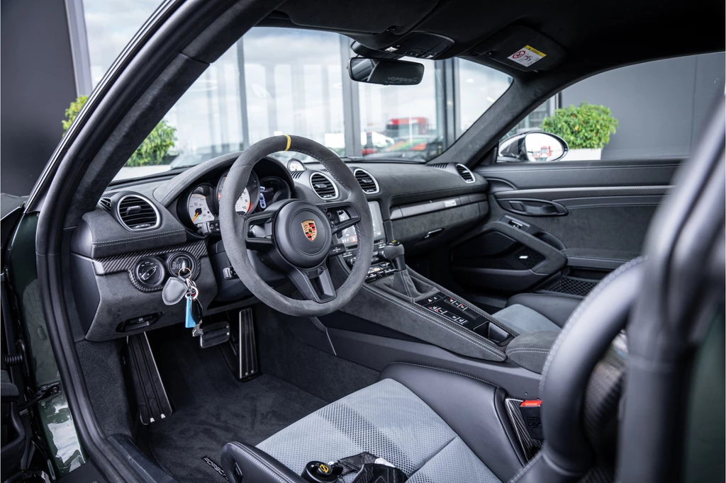 Porsche 718 – foto 10