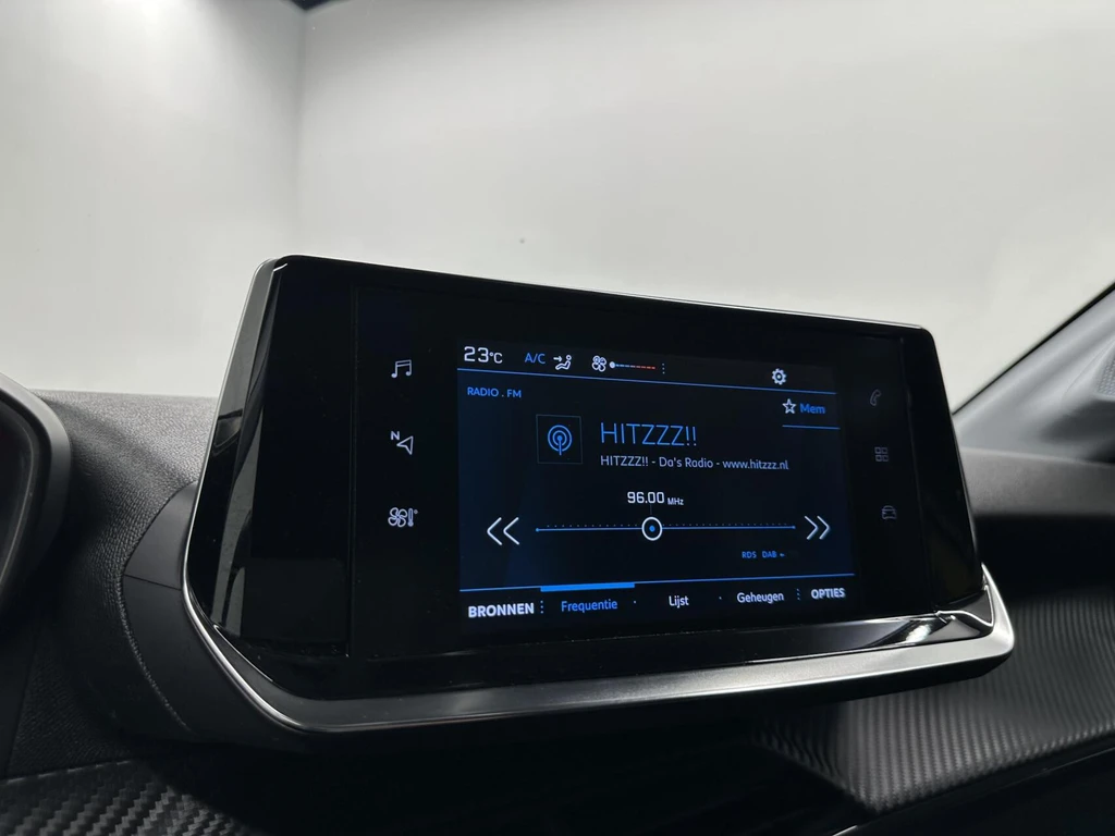 Peugeot 208 – foto 32
