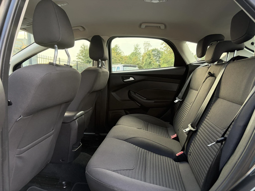 Ford Focus – foto 11