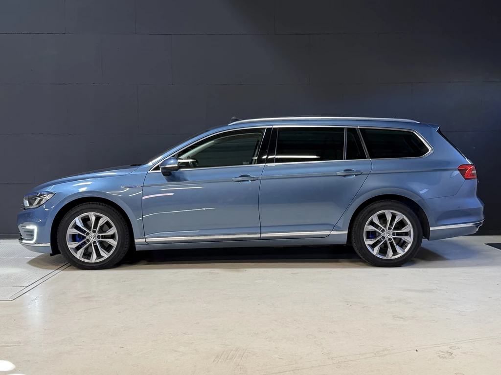Volkswagen Passat – foto 2