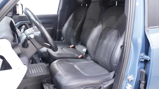 Land Rover Defender – thumbnail 19