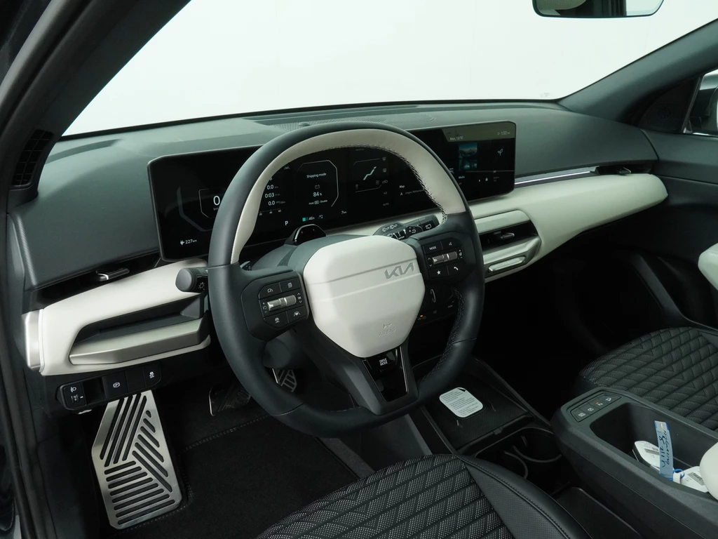 Kia EV4 – foto 18