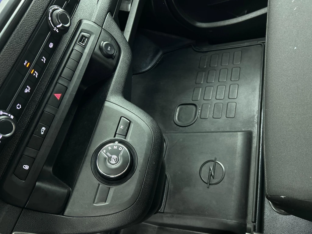 Opel Vivaro – foto 14