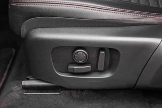 Land Rover Discovery Sport – thumbnail 25