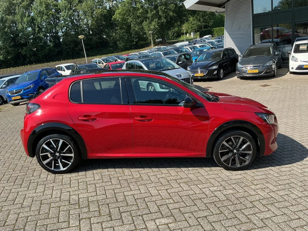 Peugeot 208 – foto 6