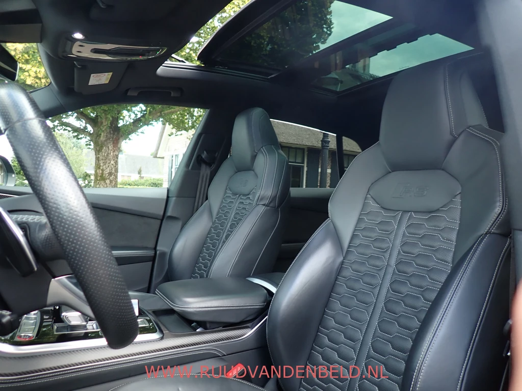 Audi RSQ8 – foto 17